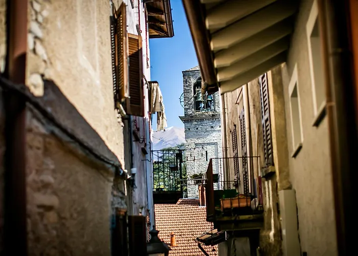 Casa Mina Daire Carate Urio